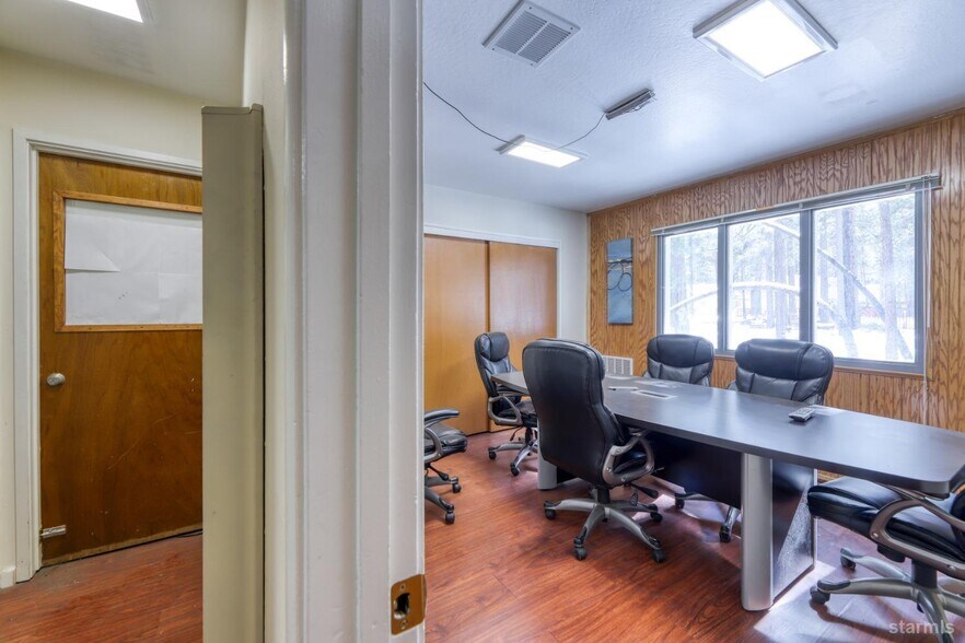More Photos Of 3816 Pioneer Trl, South Lake Tahoe Office For Sale