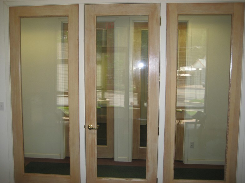 More Photos Of 1111 Dunbar Rd, Arnold Office For Sale