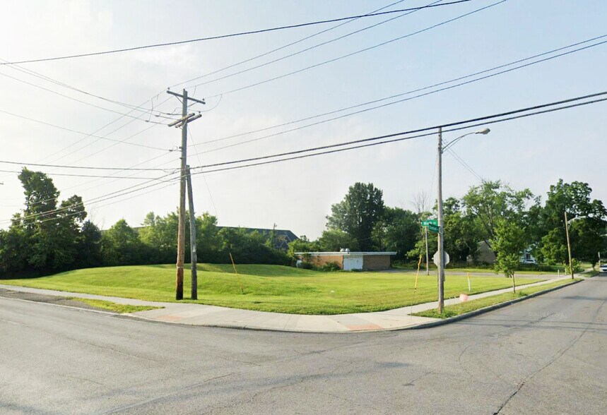 More Photos Of 2060 Brentnell Ave, Columbus Freestanding For Sale