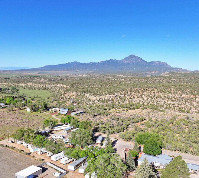 More Photos Of 910 Memorial Dr, Cortez Manufactured Housing Mobile Home Park For Sale