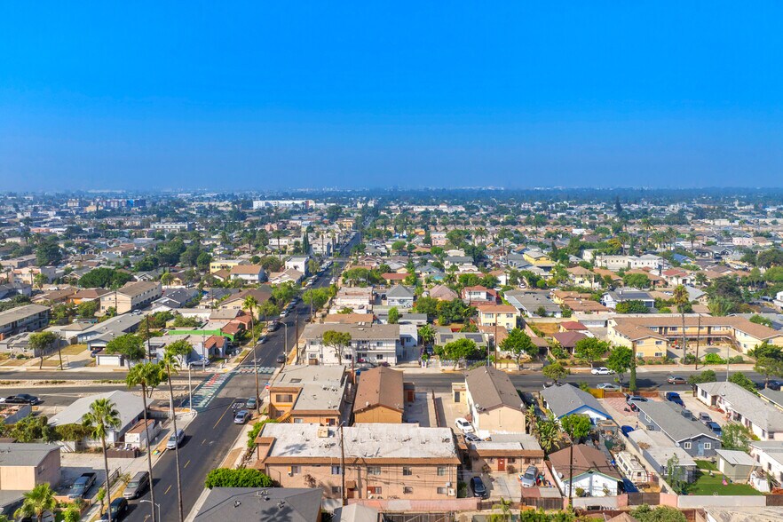 More Photos Of 1001 E 20th St, Long Beach Apartments For Sale