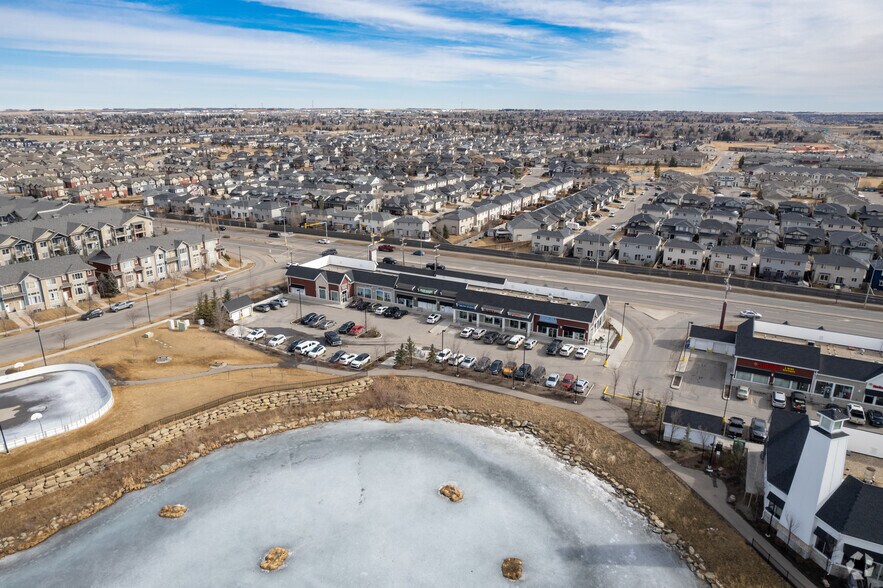 More Photos Of 800 Yankee Valley Blvd SW, Airdrie Storefront Retail Office For Lease