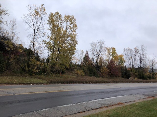 More Photos Of 3801-SE Lake Eastbrook Blvd, Grand Rapids Land For Sale