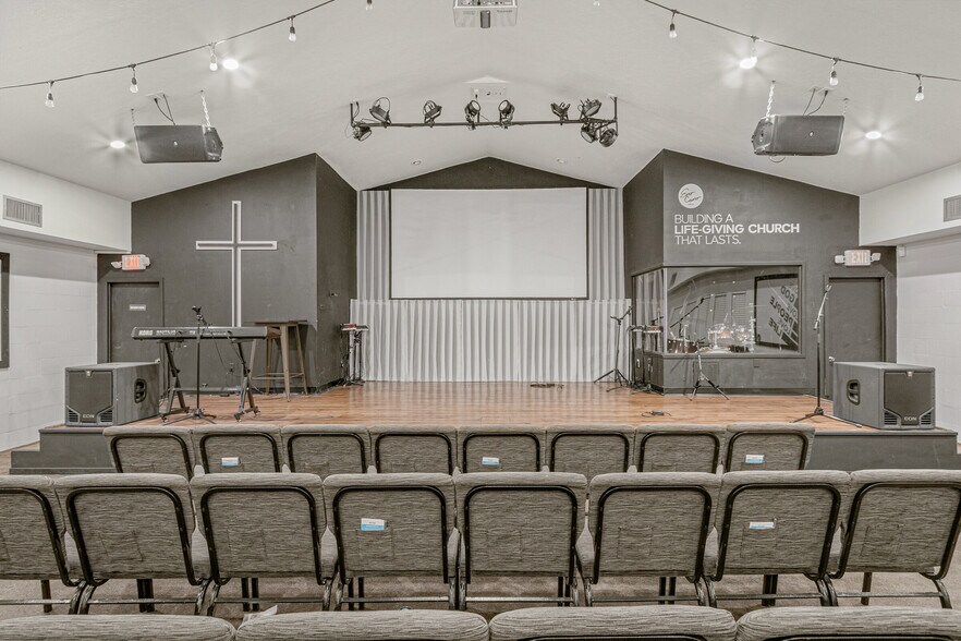More Photos Of 1865 Friday Rd, Cocoa Religious Facility For Sale