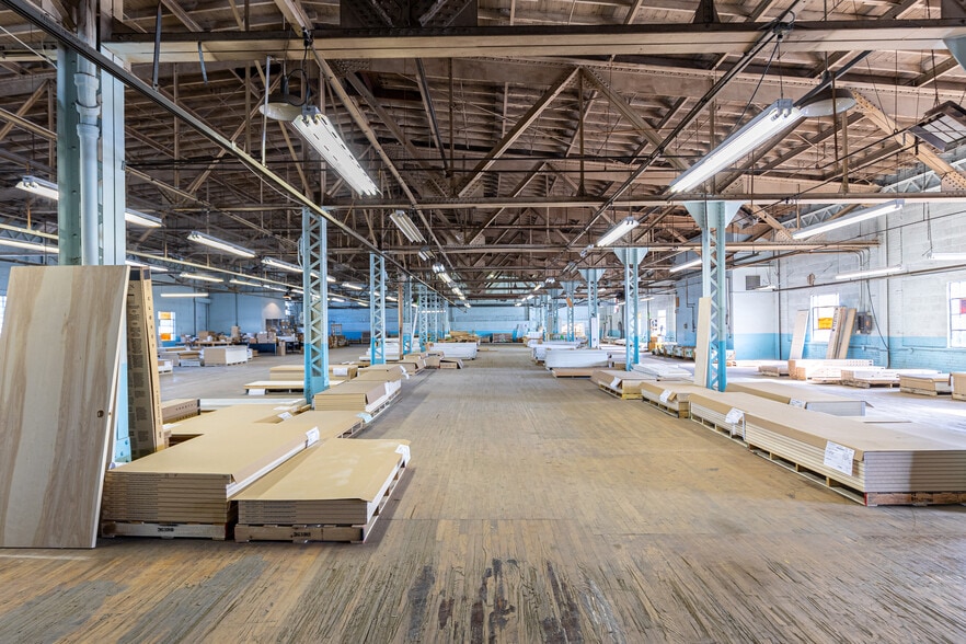 More Photos Of 4925 Harrison St, Pittsburgh Warehouse For Sale