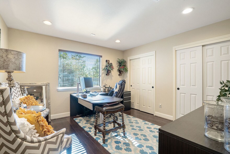 More Photos Of 7511 Fm 1488 Rd, Magnolia Office For Sale