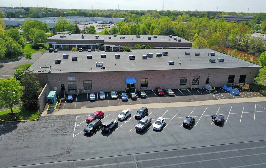 More Photos Of 8 E Stow Rd, Marlton Unknown For Lease