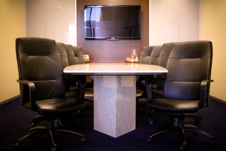 More Photos Of 555 California St, San Francisco Office For Lease