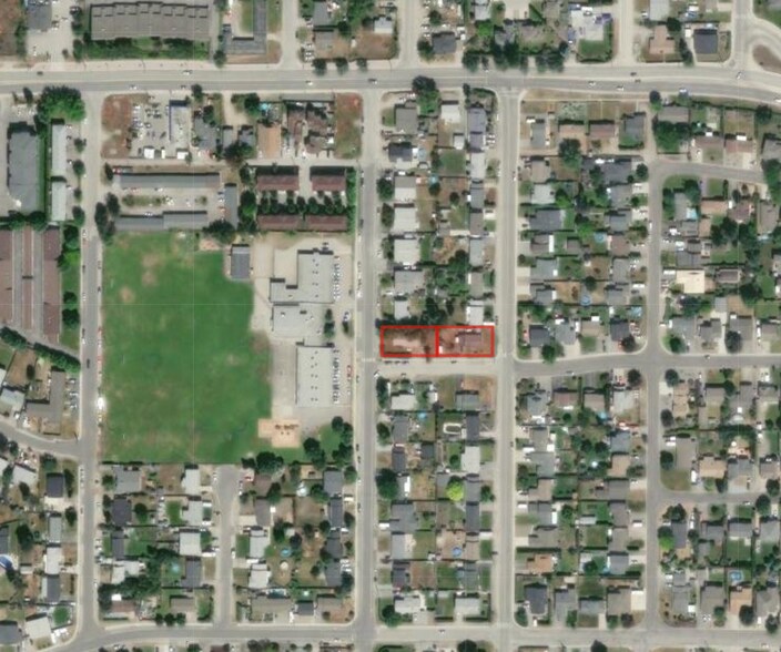 More Photos Of 410 Milton Rd, Kelowna Land For Sale