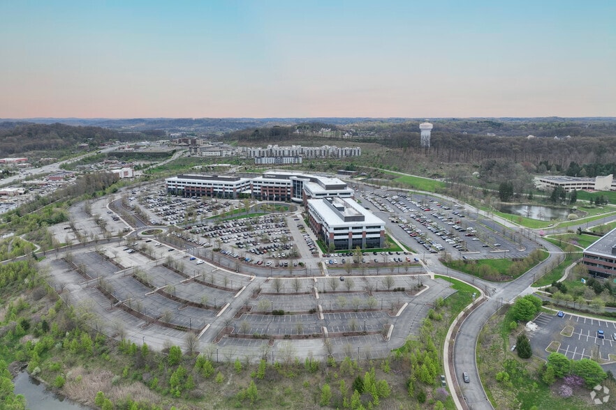 More Photos Of 1000 Westinghouse Dr, Cranberry Township Office For Lease
