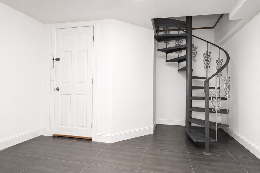More Photos Of 177 Moffat St, Brooklyn Apartments For Sale