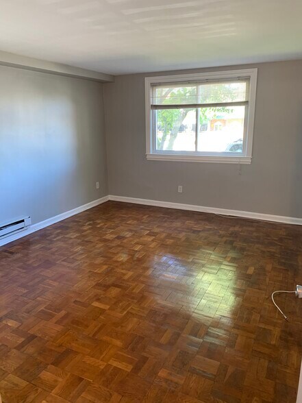 More Photos Of 111 E Uhler Ave, Alexandria Apartments For Sale