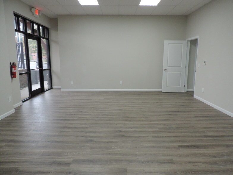 More Photos Of 475 Blowing Rock Rd, Boone Office Residential For Lease