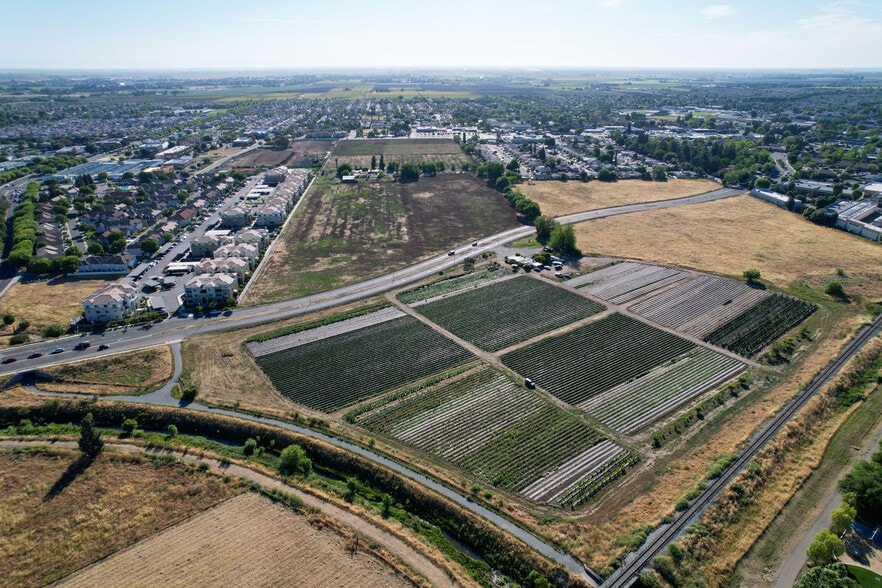 More Photos Of 7865 Brentwood Blvd, Brentwood Land For Sale