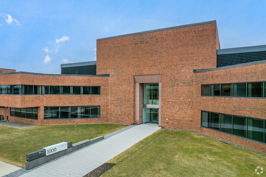 More Photos Of 1000 Winter St, Waltham Office For Lease