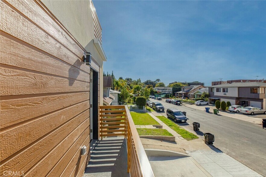 More Photos Of 1754 N Berendo St, Los Angeles Apartments For Sale