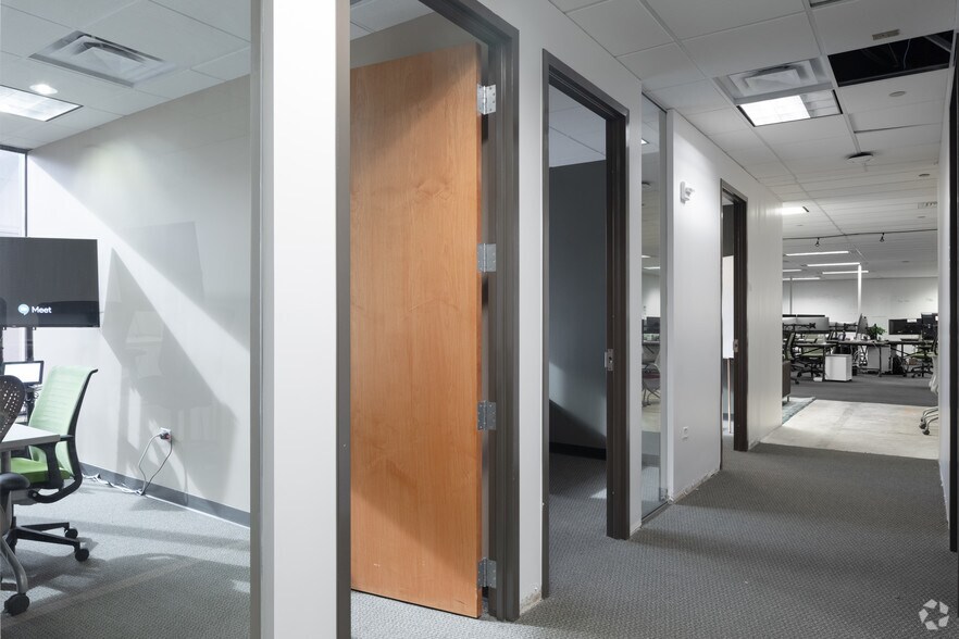 Photo of 9th Floor Ste 925