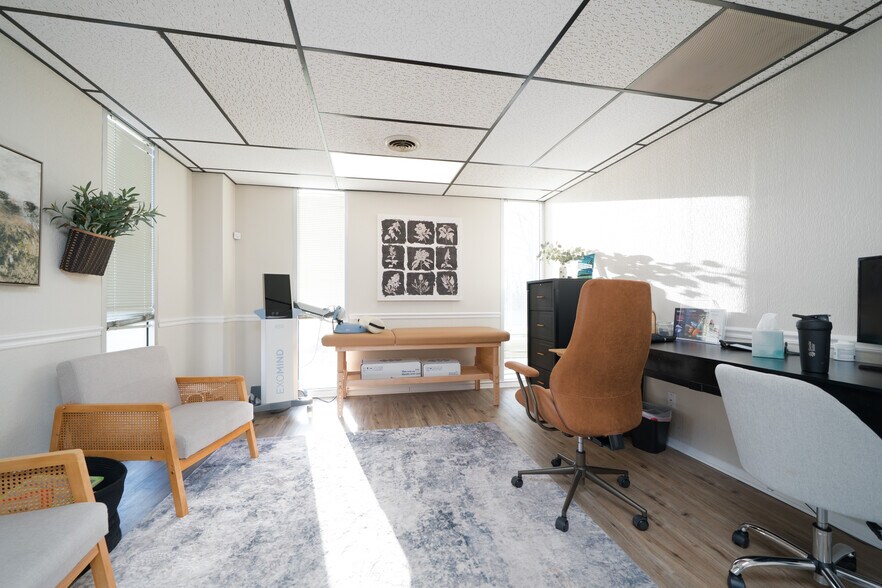 More Photos Of 3520 New Hartford Rd, Owensboro Office For Sale