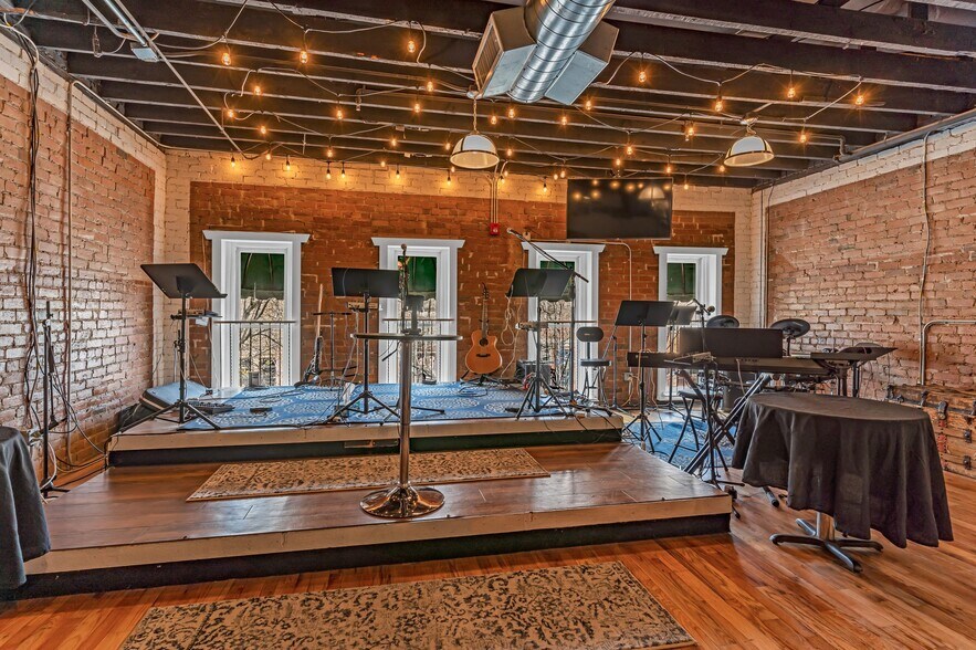 More Photos Of 224 S Union Ave, Pueblo Restaurant For Sale