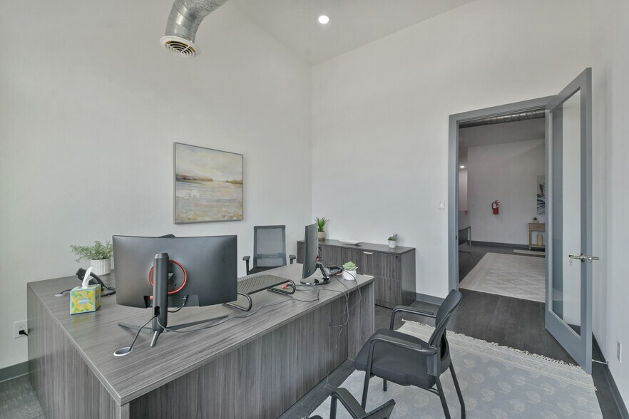 More Photos Of 11821 FM 1488, Magnolia Medical For Sale