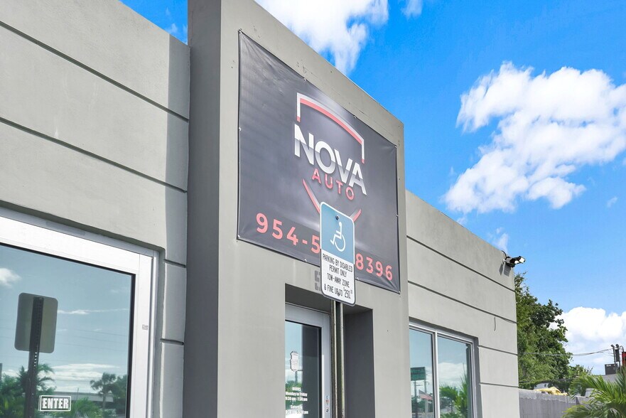 More Photos Of 9621 NW 27th Ave, Miami Office For Sale