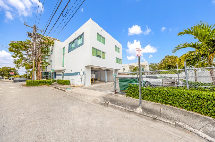 More Photos Of 1693 SW 27th Ave, Miami Office For Sale