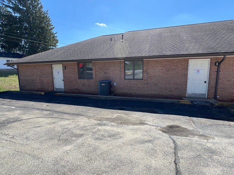 More Photos Of 155 Mount Pleasant Rd, West Newton Medical For Lease