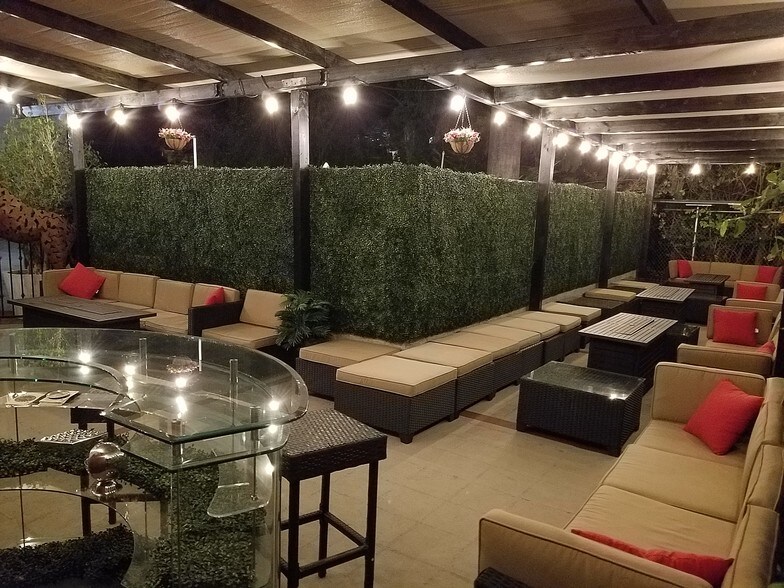 More Photos Of 23759 Roscoe Blvd, West Hills Freestanding For Sale