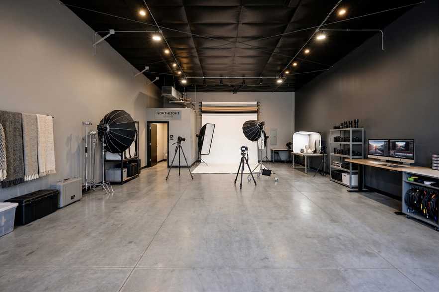 More Photos Of 220th Street & Highway 6, Gretna Service For Sale