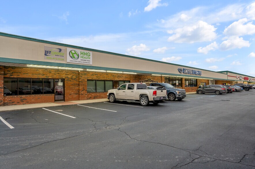 More Photos Of 1629 Ashland Rd, Greenup Freestanding For Sale