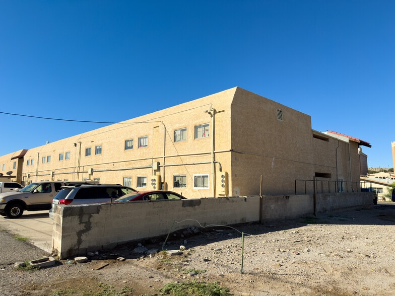 More Photos Of 434 River Glen Dr, Bullhead City Apartments For Sale