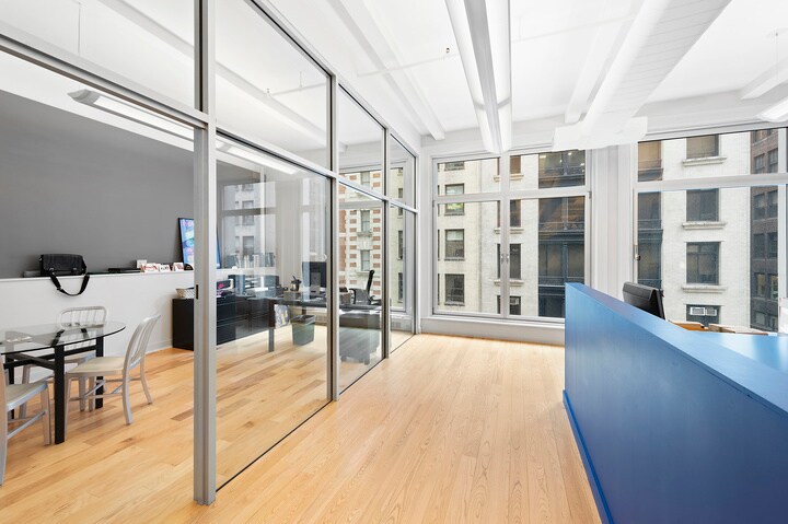 More Photos Of 12 W 32nd St, New York Loft Creative Space For Sale
