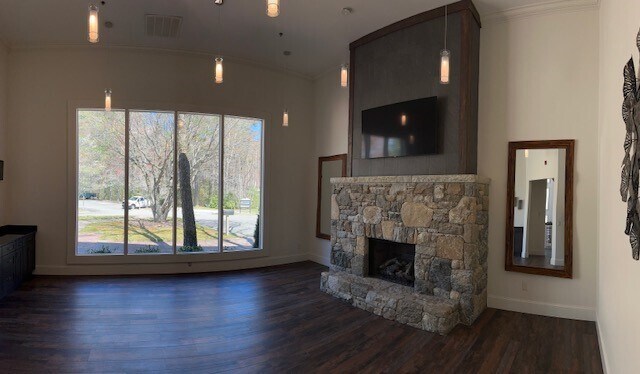 More Photos Of 70 Sapphire Valley Rd, Sapphire Apartments For Sale