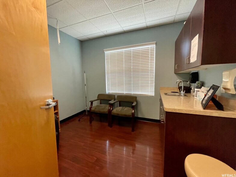 More Photos Of 5285 S 400 E, Washington Terrace Medical For Lease