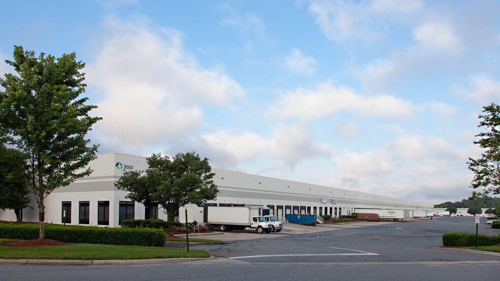 More Photos Of 2700 N Hutchison-McDonald, Charlotte Unknown For Lease