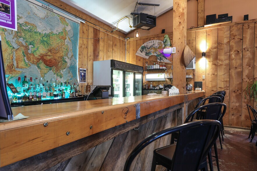 More Photos Of 16454 Appalachian Hwy, Thomas Restaurant For Sale