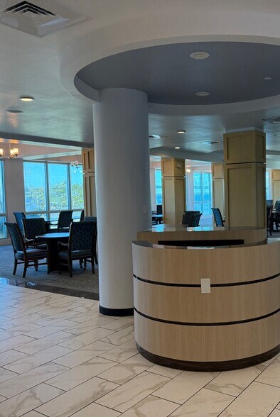 More Photos Of 2500 Edwards Dr, Fort Myers Apartments For Lease