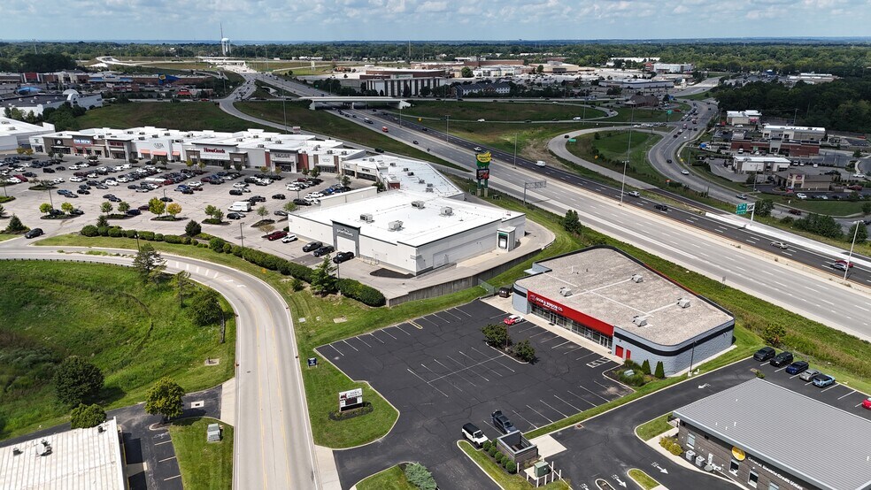 More Photos Of 760 Eastgate South Dr, Cincinnati Freestanding For Lease