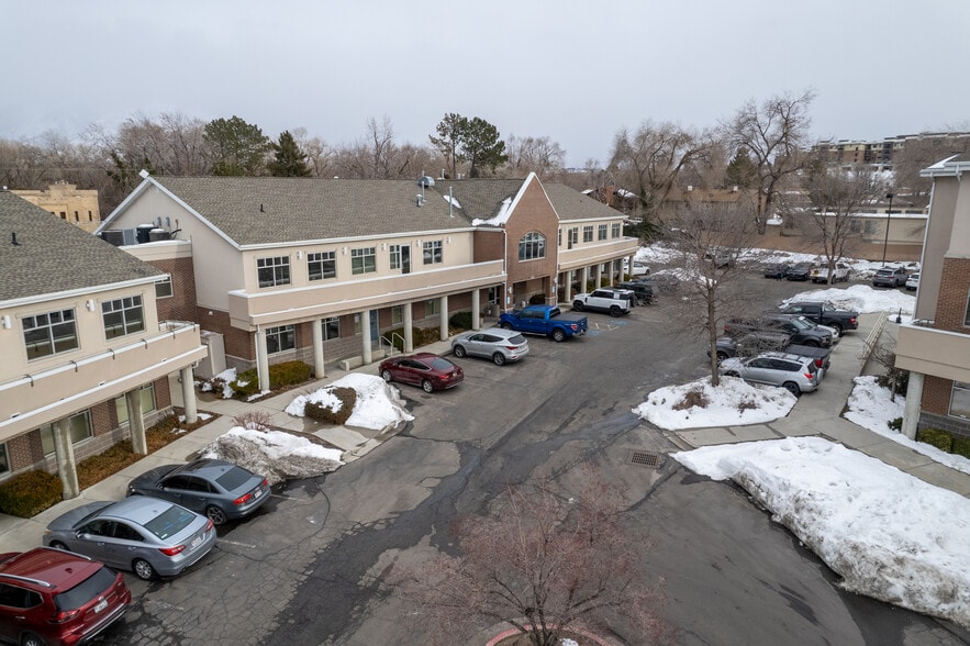 More Photos Of 7390 Creek Rd, Sandy Office For Sale