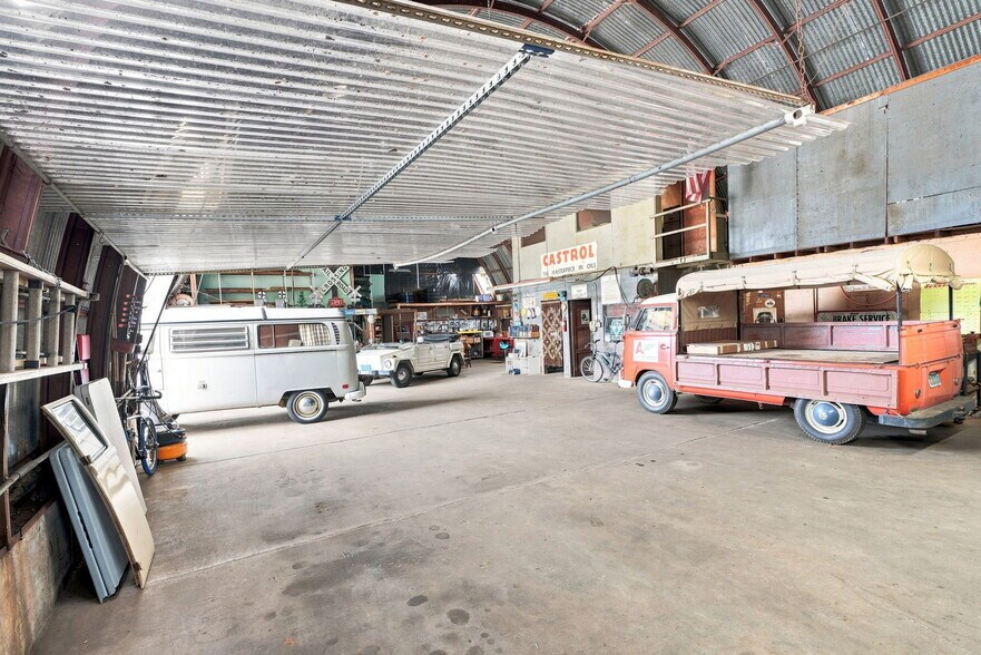 More Photos Of 119 Dewey St, Pacific Grove Auto Repair For Sale