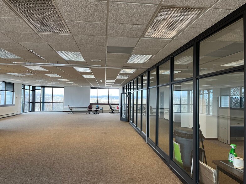 More Photos Of 2917 International Ln, Madison Office For Sale
