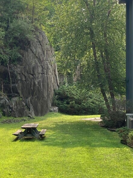 More Photos Of 9 Old Sugar Hollow Rd, Danbury Office For Sale