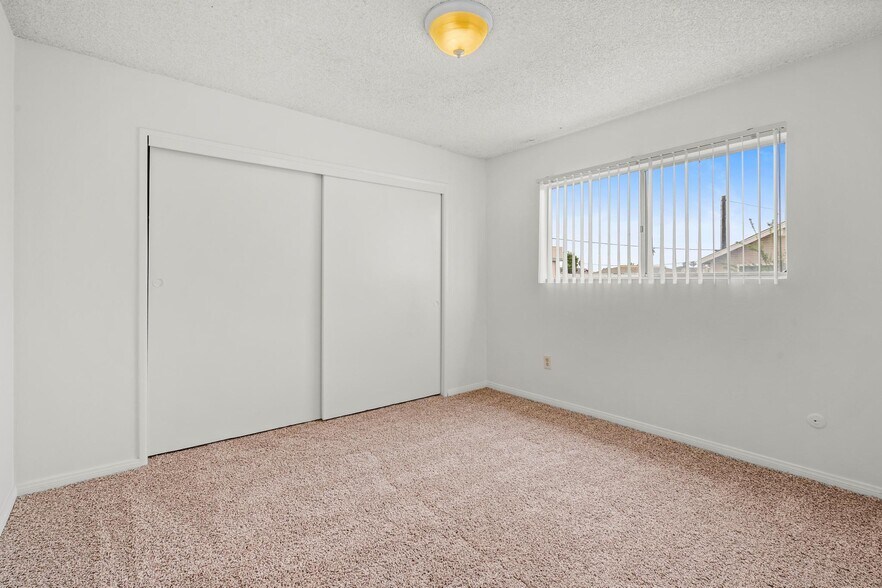 More Photos Of 1041 Calla Ave, Imperial Beach Apartments For Sale