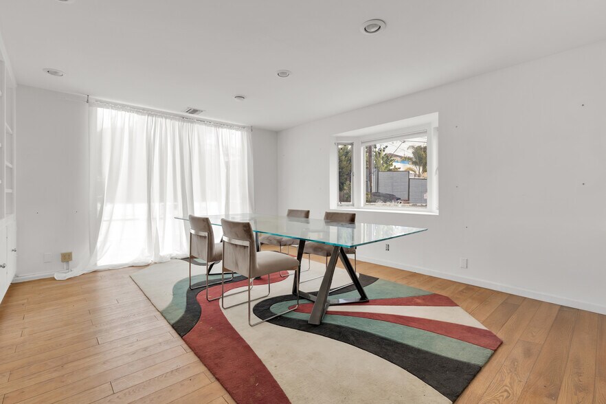 More Photos Of 2951-2953 Lincoln Blvd, Santa Monica Loft Creative Space For Sale