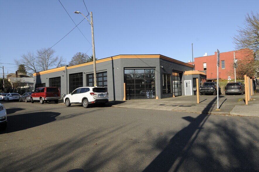 More Photos Of 2203 NE Martin Luther King Jr Blvd, Portland Light Manufacturing For Lease
