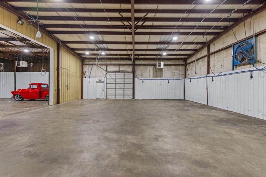 More Photos Of 1107 Buffalo Rd, Lawrenceburg Service For Sale