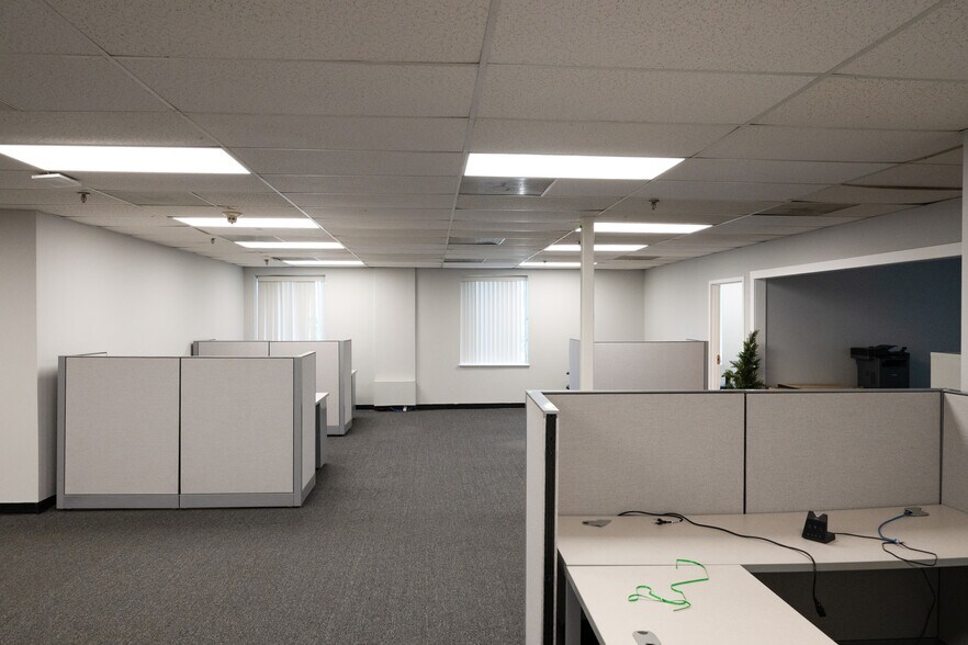 More Photos Of 100 Weymouth St, Rockland Coworking Space