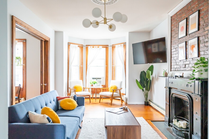 More Photos Of 175 Liberty St, Newburgh Apartments For Sale