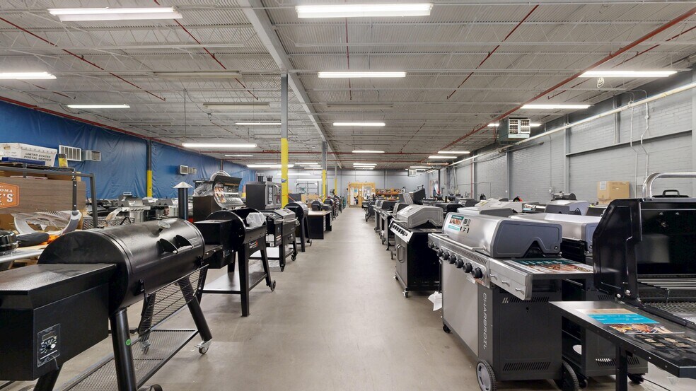 More Photos Of 1333 Belfast Ave, Columbus Warehouse For Sale