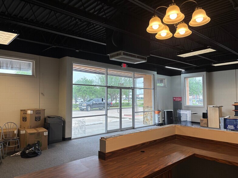 More Photos Of 6601 Broadway St, Pearland Storefront Retail Office For Lease